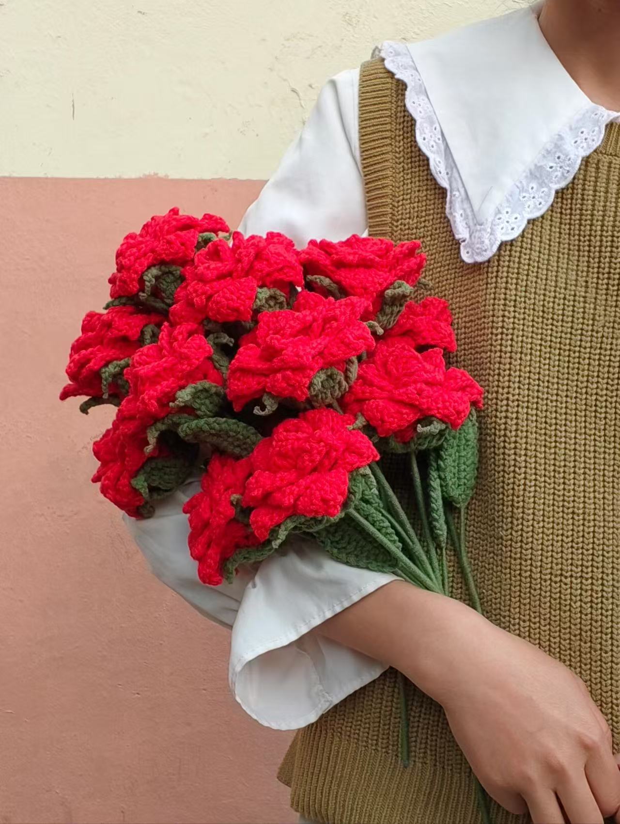Sharp Petal Regular Rose Crochet Flower Stem