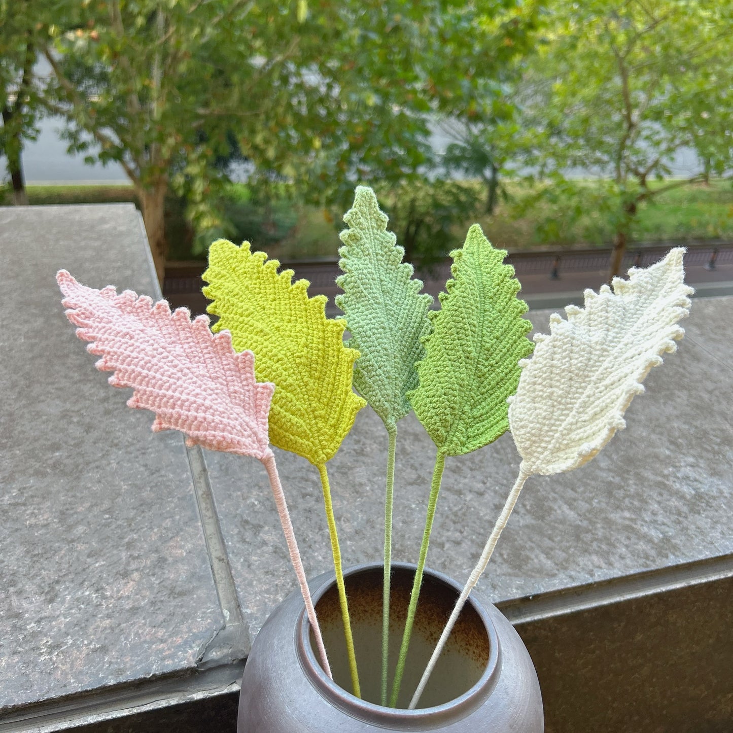 Small Feather Leaf Crochet Flower Stem