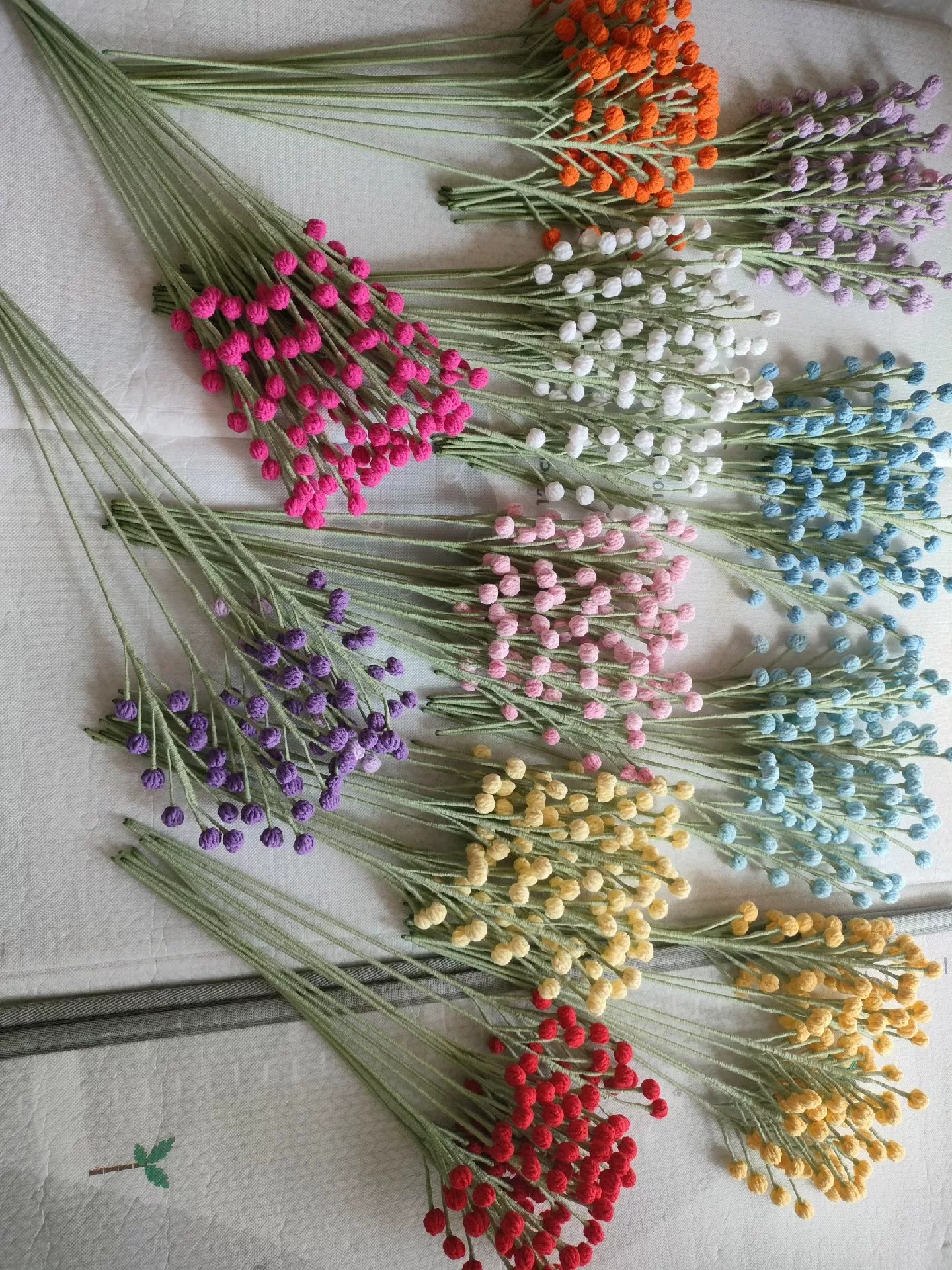Snowberry Crochet Flower Stem