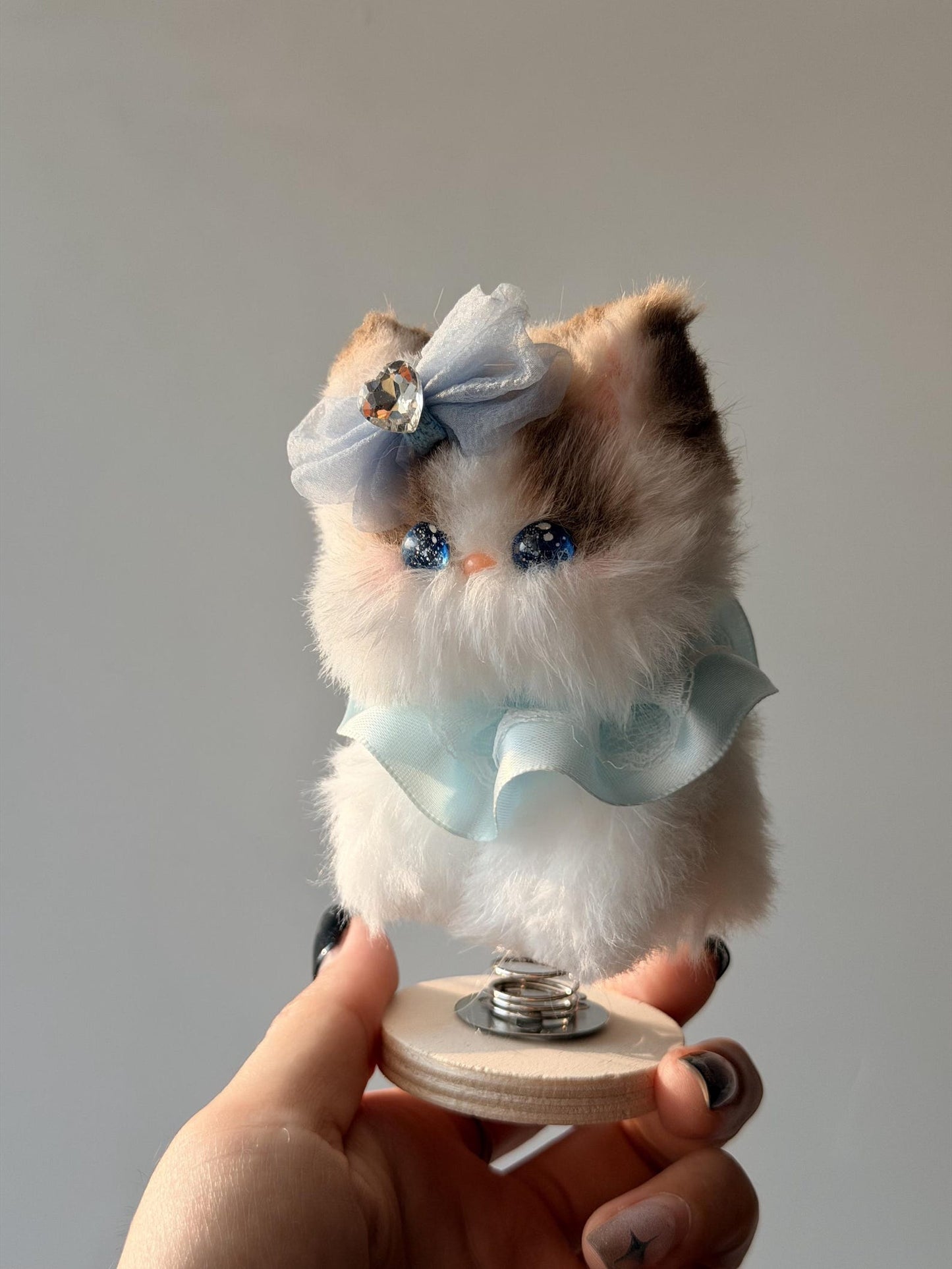 Handmade Chenille Animal Toy, Spring Base Art Doll, Collectible Desk Decoration