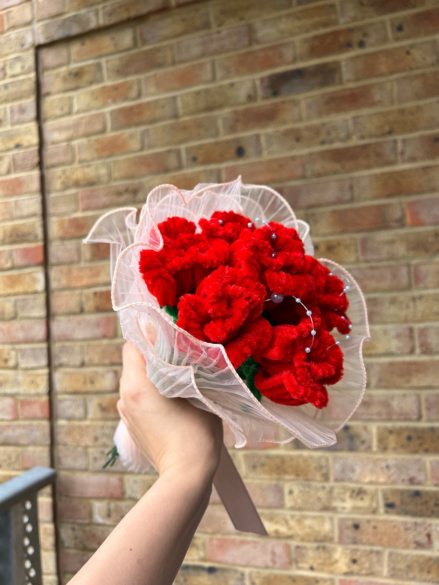 Pipe Cleaner Rose DIY Kit 7 Blossoms Forever Flower Gift